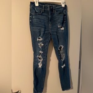 American Eagle Ripped High Wasted Jeans Size 8